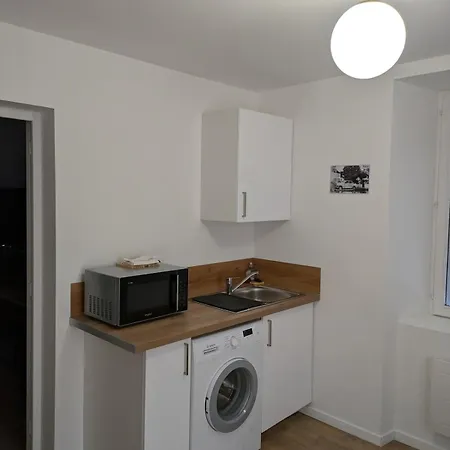 T2 Calme Cosy Renove & Entierement Equipe 1er Etage *