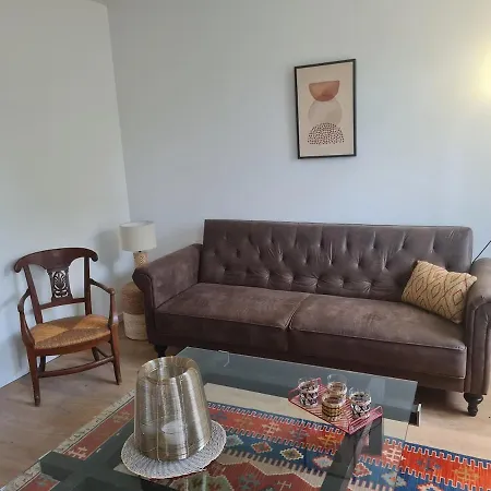 T2 Calme Cosy Renove & Entierement Equipe 1er Etage Apartment