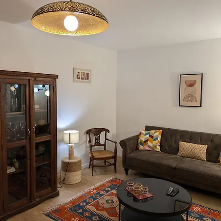 T2 Calme Cosy Renove & Entierement Equipe 1er Etage Apartment *