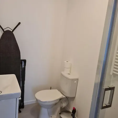 T2 Calme Cosy Renove & Entierement Equipe 1er Etage *
