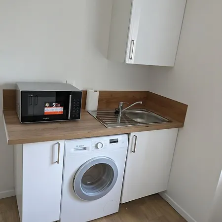 T2 Calme Cosy Renove & Entierement Equipe 1er Etage Apartment *